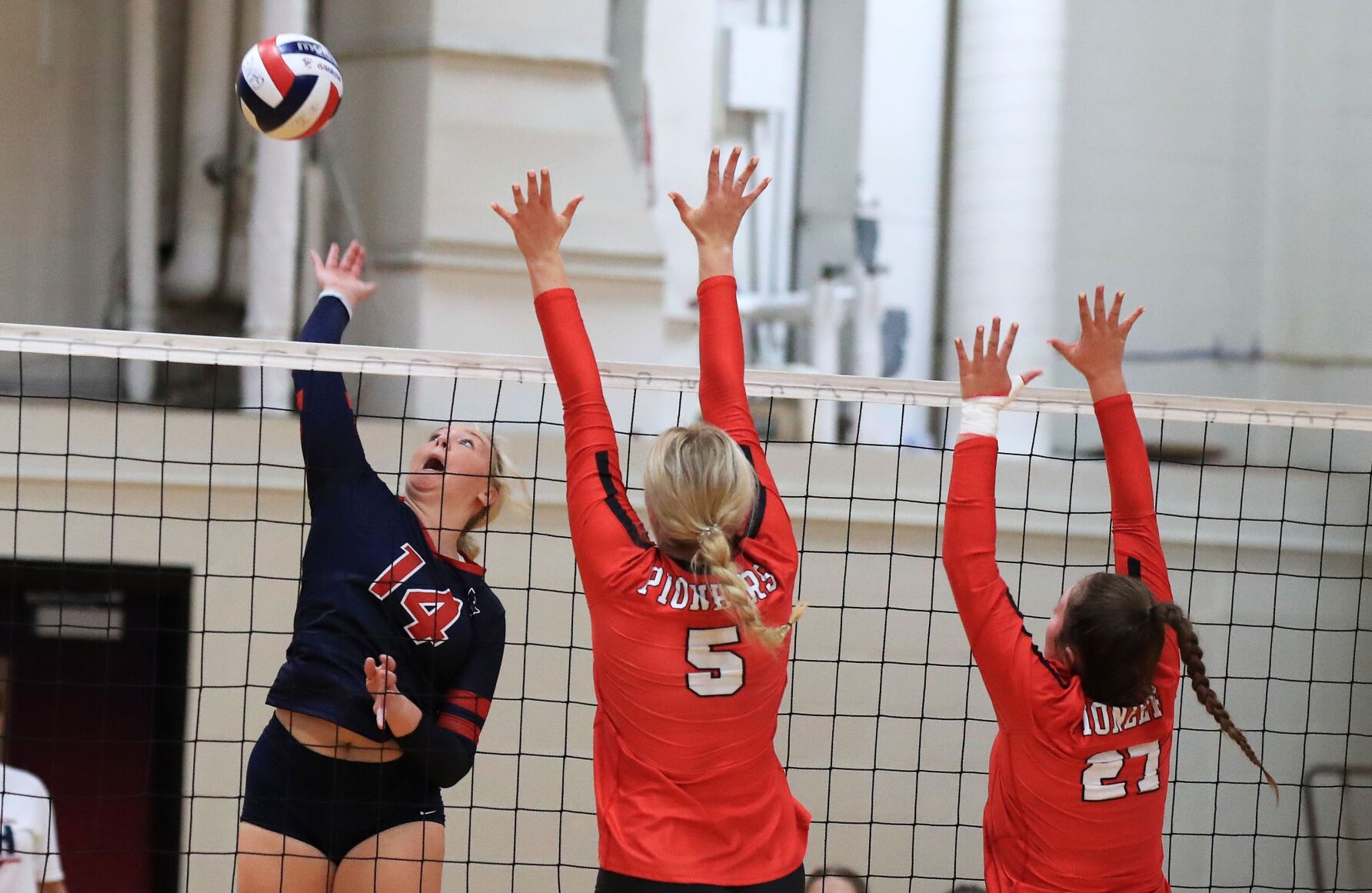 Kirkwood vs. Parkway South girls volleyball